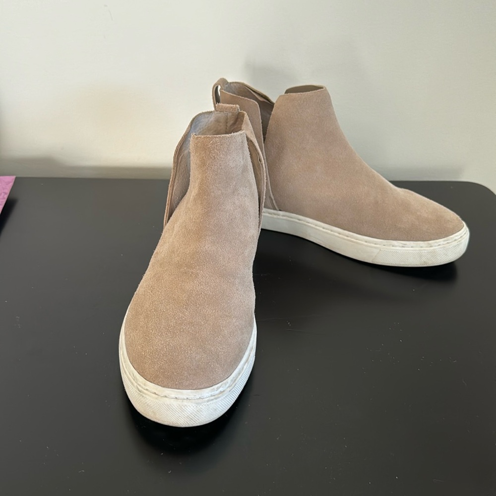 Birdies The Falcon High Top Sneaker in Oat Suede